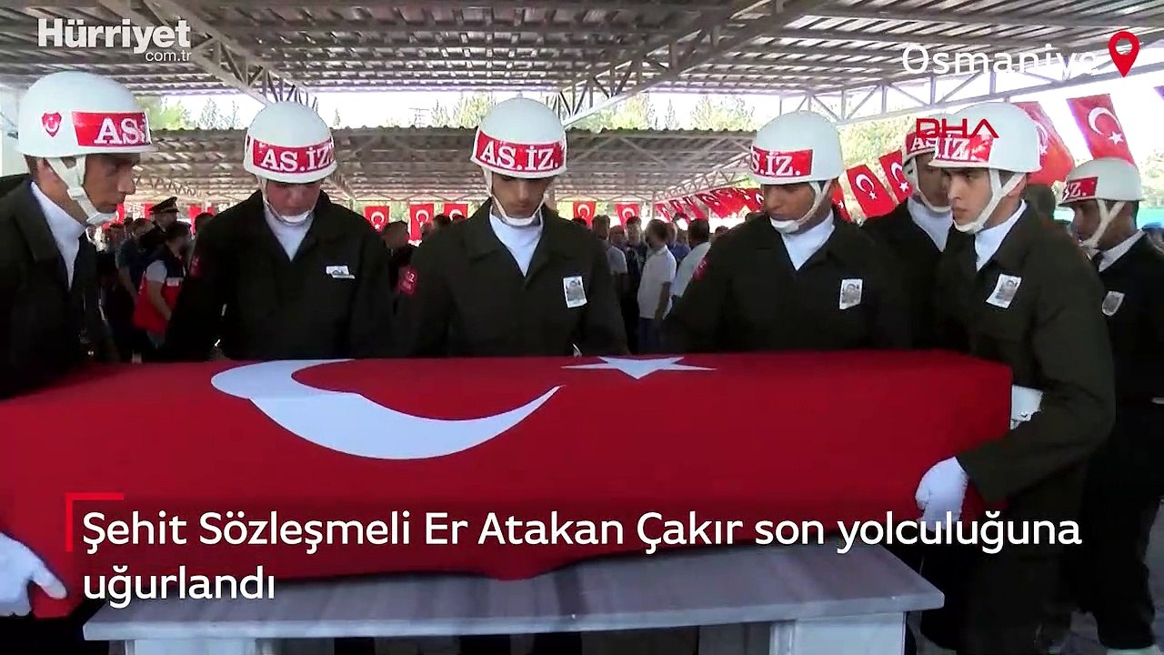 Şehit Sözleşmeli Er Atakan Çakır, son yolculuğuna uğurlandı