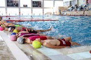 Yaz Spor Okulları'nda 2 bin 100 sporcu adayı yüzme kursu alıyor
