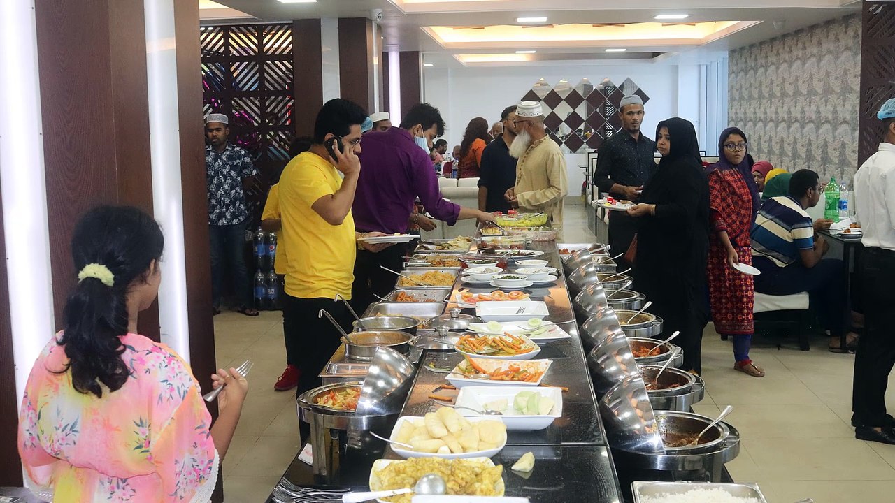 One Day in THE BUFFET STORIES