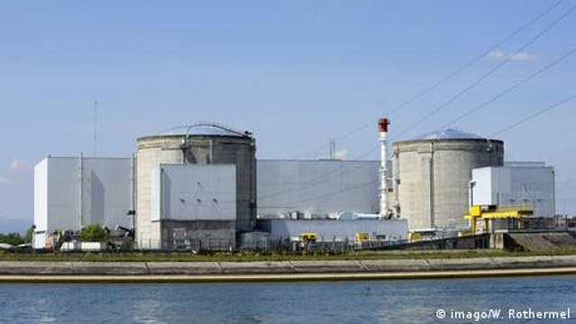 Extreme heat threatens France's energy production