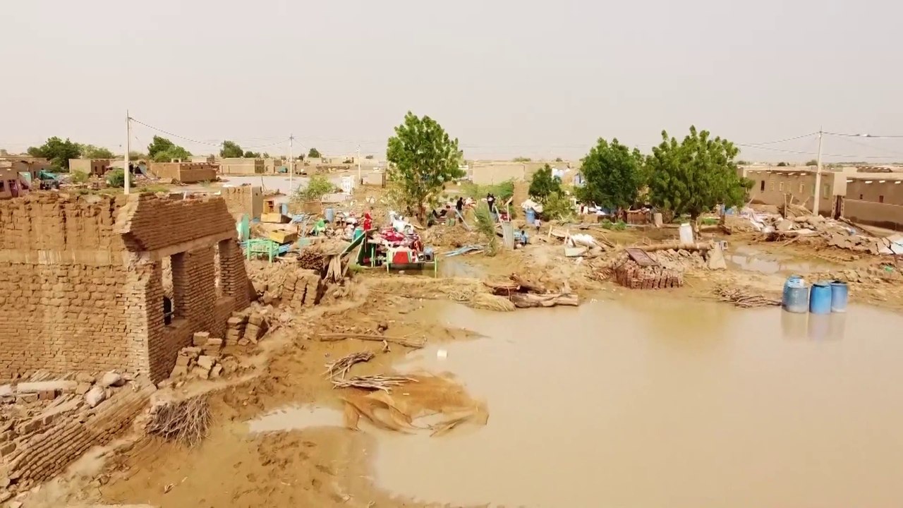 التاسعة هذا المساء| ارتفاع عدد ضحايا الفيضانات في السودان إلى مئة قتيل