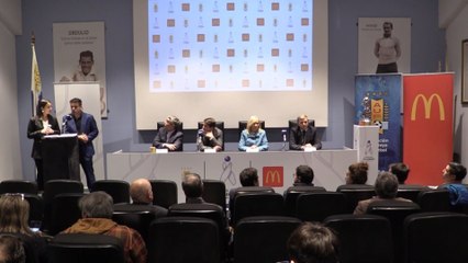 Uruguay busca contagiar la equidad en el fútbol con la Copa AUF sin género