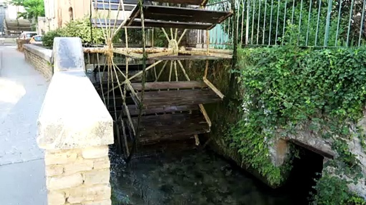 IMG_2662 L'Isle-sur-la-Sorgue (84), roue à aubes canal de l'Arquet bras de la Sorgue CLIP