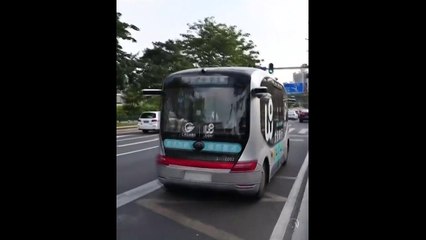 Sürücüsüz otobüsler teste başladı