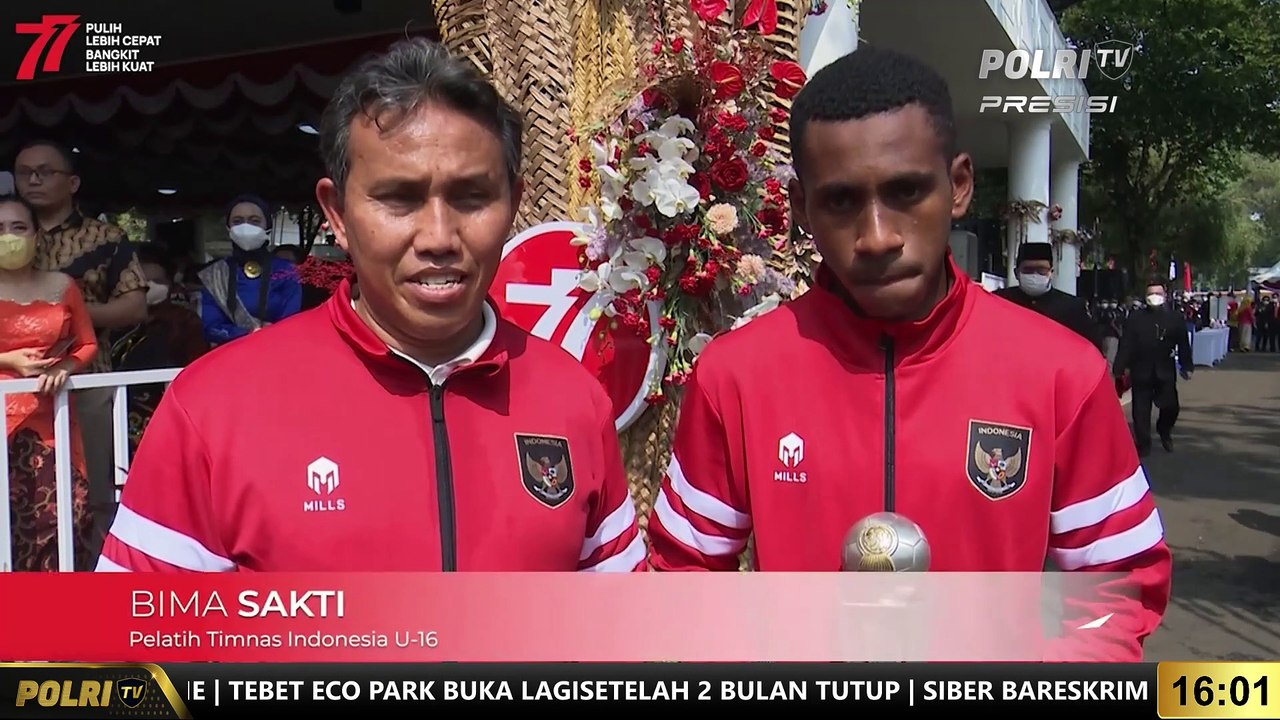 PRESISI UPDATE 16.00 WIB Presiden Joko Widodo Terima Timnas Sepak Bola U-16 di Istana Merdeka