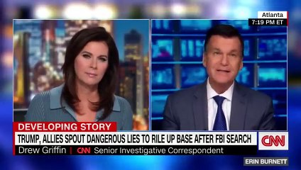 Hear Bannon’s reaction to FBI search of Mar-a-Lago