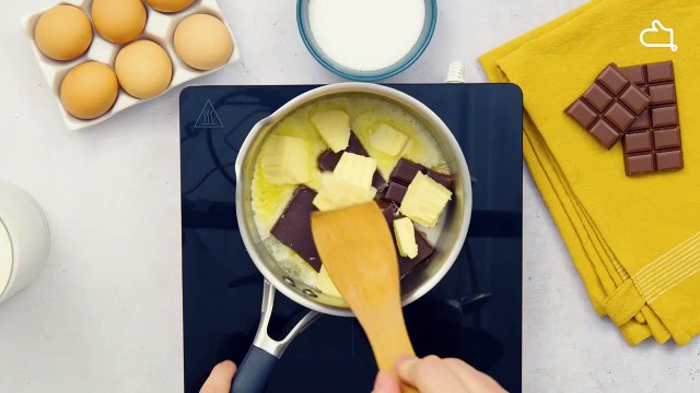 C’est parti pour un mi-cuit au chocolat pour finir vos repas en beauté !
