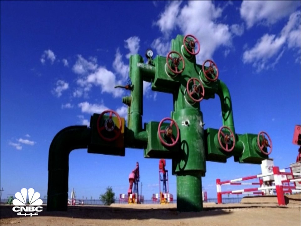 النفط يحقق مكاسباً للشهر الـ 5 توالياً في أبريل والذهب تحت ضغط عوائد السندات