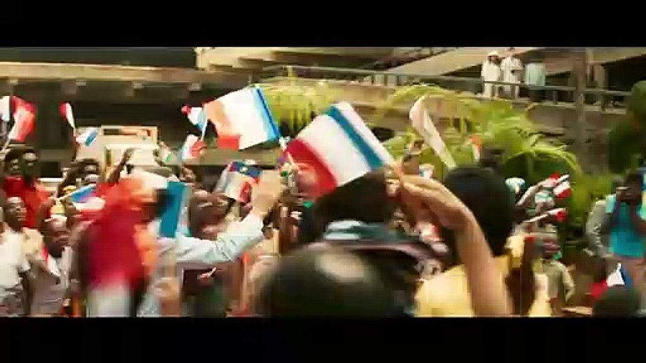 Bande-annonce de OSS 117 - Alerte rouge en Afrique noire. Pierre Niney provoque la colère des étudiants après une mauvaise blague