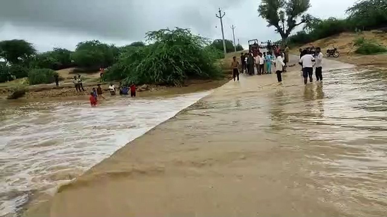 दिनभर रुक-रुककर चला हल्की बारिश का दौर