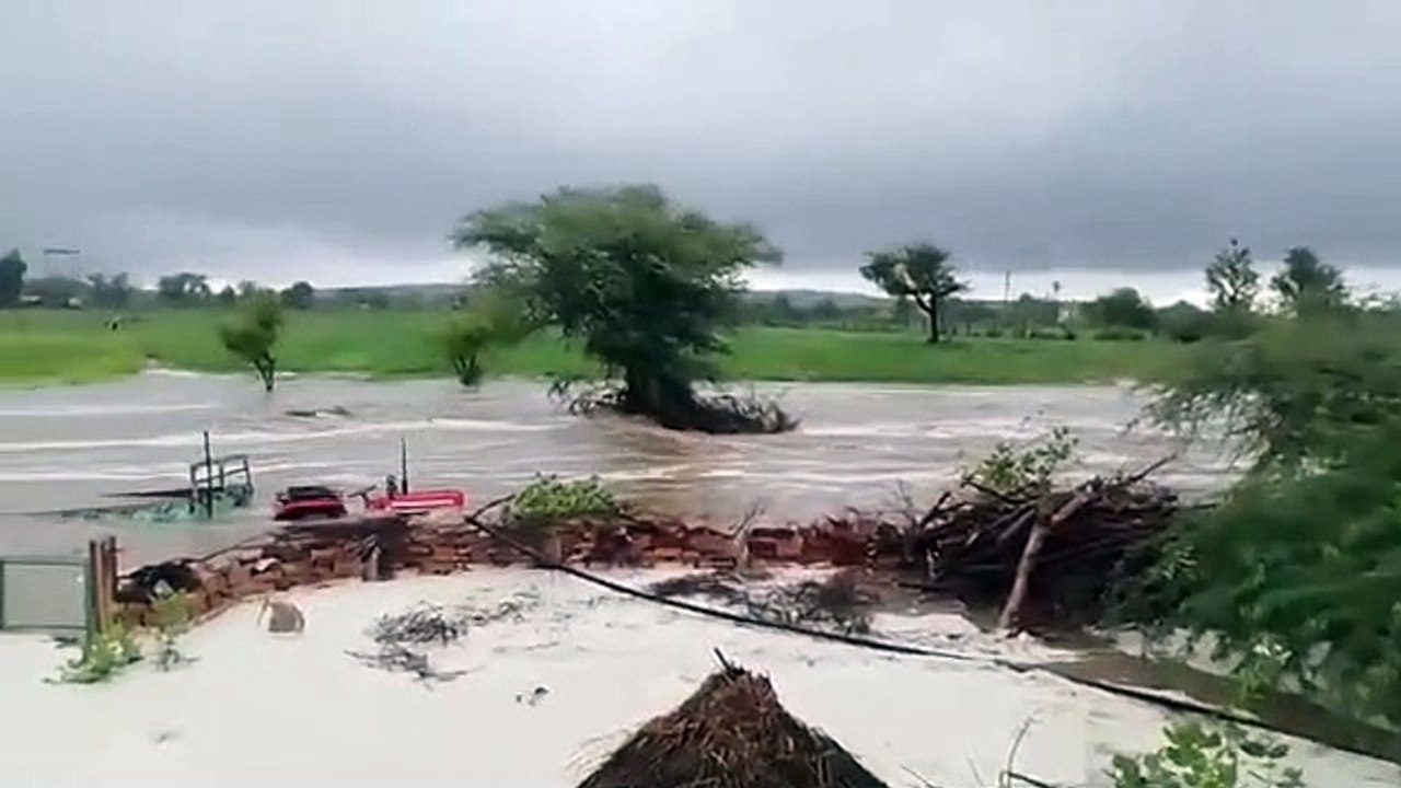 बाड़मेर में 42. 0 मिमी बरसा पानीकल जैसलमेर और बाड़मेर में फिर बरसेंगे बादल
