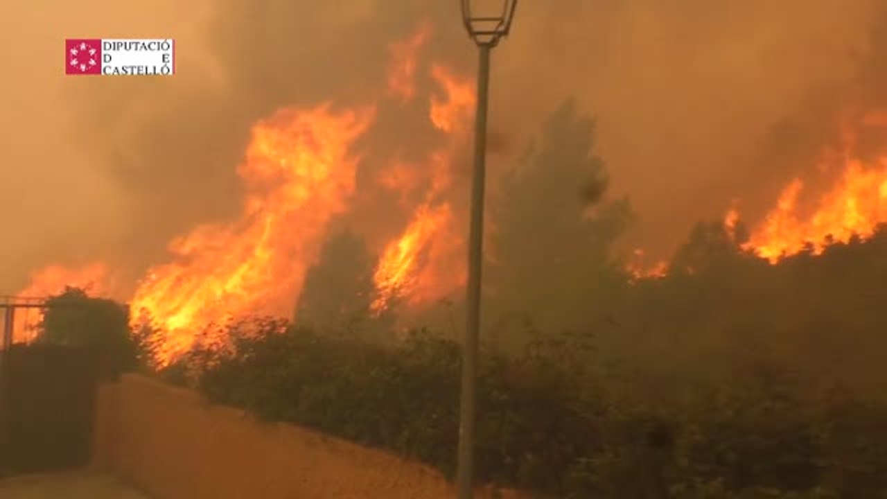 El incendio de Bejís sigue descontrolado