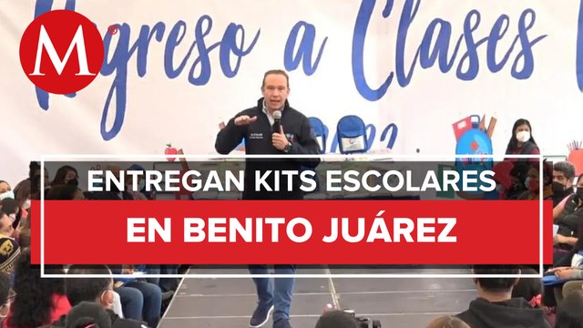 Santiago Taboada entrega más de mil apoyos escolares en la alcaldía Benito Juárez