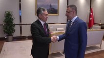 Cumhurbaşkanı Yardımcısı Oktay, Kırgızistan Dışişleri Bakanı Kulubayev'i kabul etti