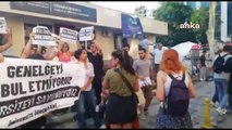Üniversite Öğrencileri, 2 Bakanlığın Ortak BARINMA Genelgesini Protesto Etti: Öğrencilerin Haklı Taleplerini Görmezden Gelmektedir