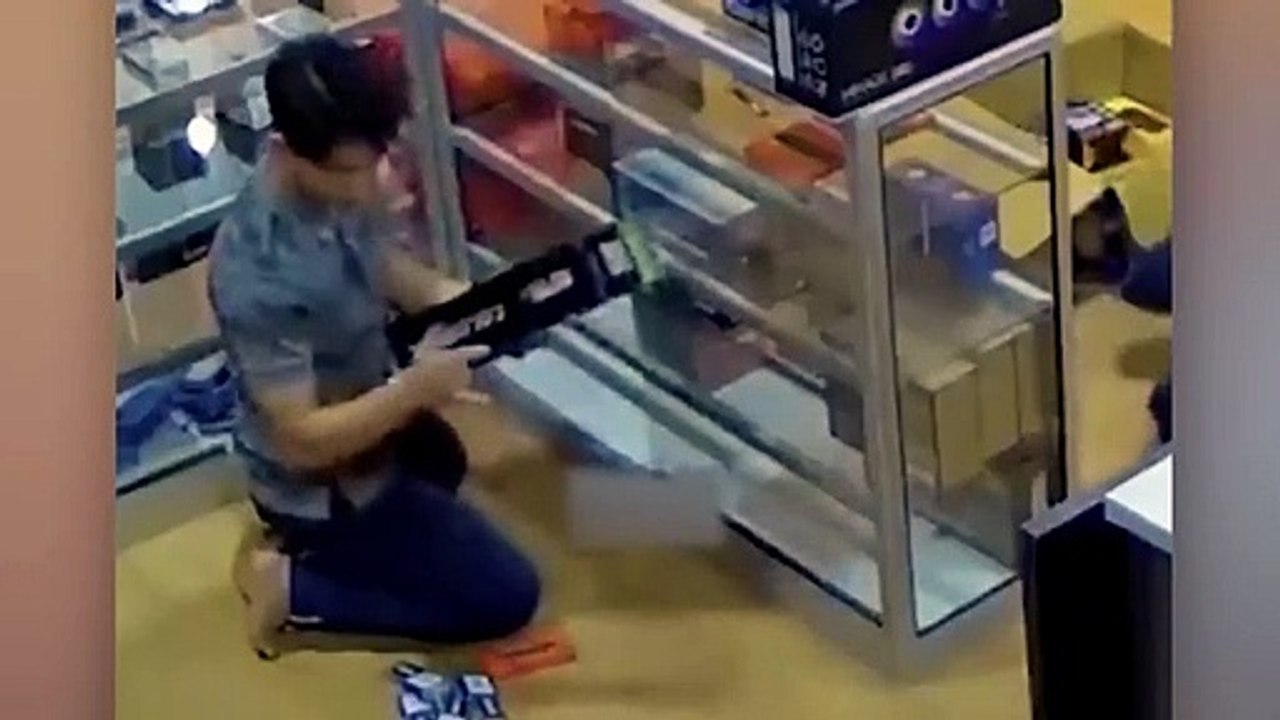 UNEXPECTED MOMENTS YOU WILL HAVE TO WATCH TWICE!