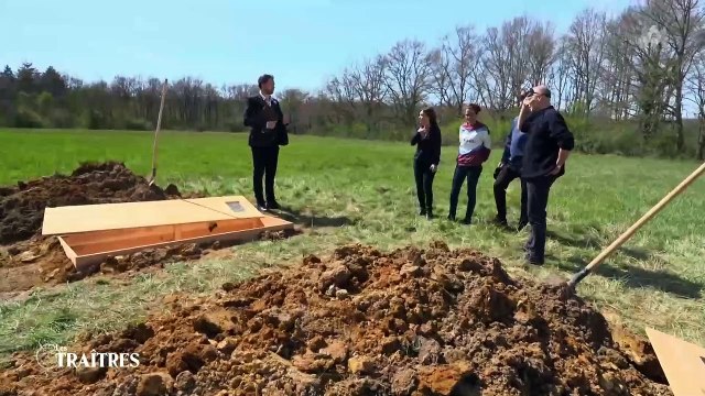 M6 est-elle allé trop loin hier soir en proposant aux candidats de son nouveau jeu Les traîtres d'être... enterrés vivants ?