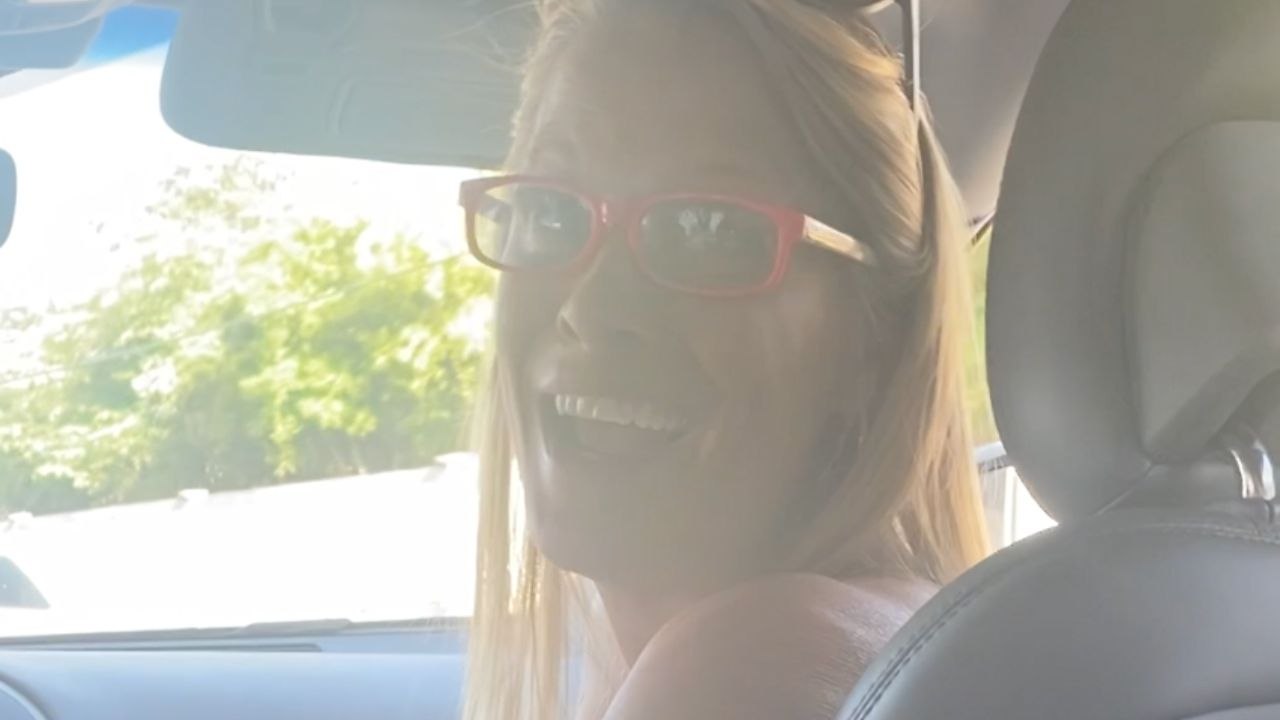 Parents Discover They're Set to Become Grandparents on Scratch Card | Happily TV