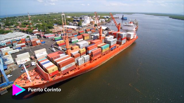 Puertos comerciales atienden 10 buques de carga internacional