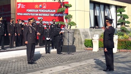 Peringatan Hari Kemerdekaan RI, Kapolresta Sidoarjo Beri Penghargaan Kepada Anggota, ASN dan Masyarakat