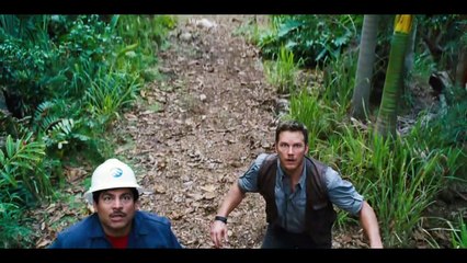 Jurassic World - Official Super Bowl Spot