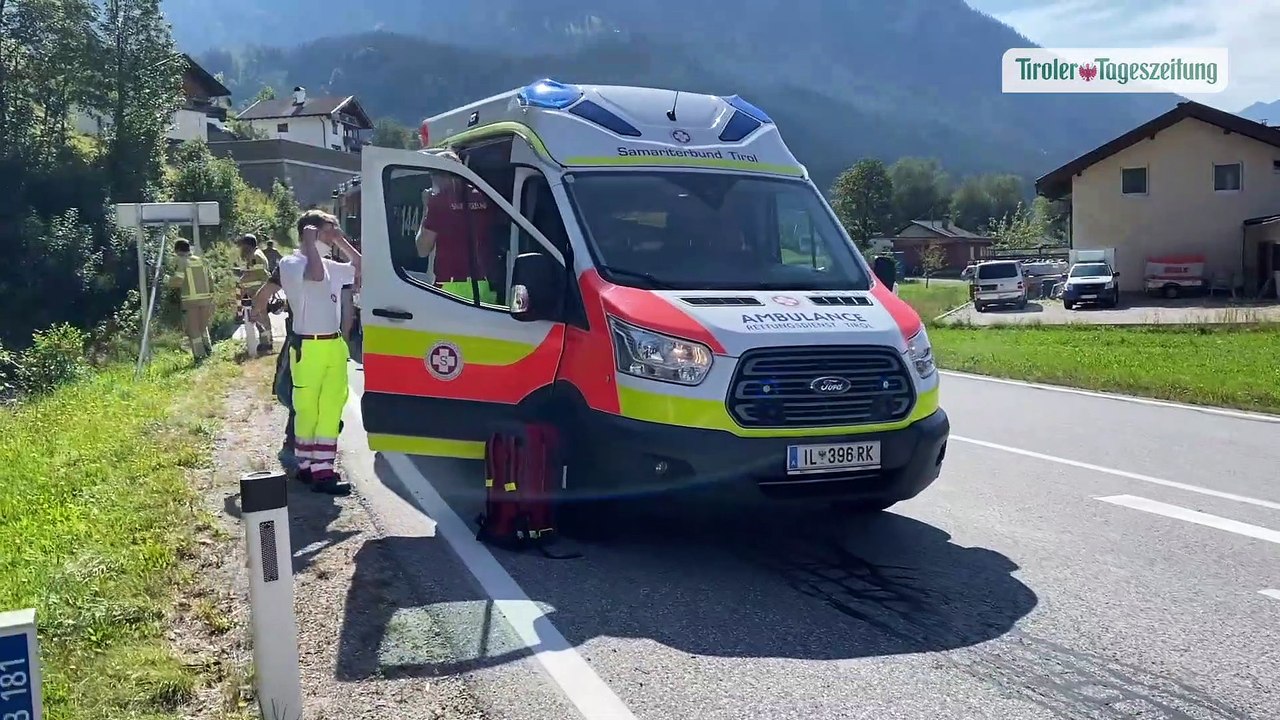 54-Jähriger stürzte mit Pkw ins Bachbett der Achentaler Ache