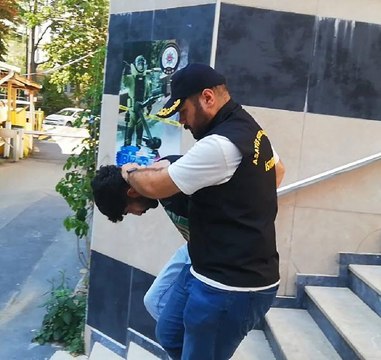 KAĞITHANE'DE AÇIK PENCERE HIRSIZI BİNAYA BÖYLE TIRMANDI