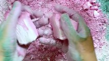 'ULTRA SOOTHING footage of dyed gym chalk blocks getting CRUSHED will tickle your fantasy '