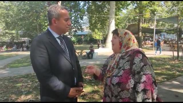 Yalova haber... Ali Mahir Başarır'a Dert Yanan Yalovalı Kadın: Bin Lira ile Elektrik, Su Faturalarımı Ödüyorum. Ondan Sonra Açım Valla. Kim Ne Derse Desin Açım