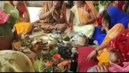 मां ने अपने ललना के स्वास्थ्य और लंबी आयु के लिए रखा वृत