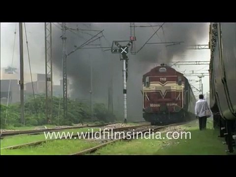 Blue passenger trains in India _ Jan Sadharan Express Duronto and Garib Rath