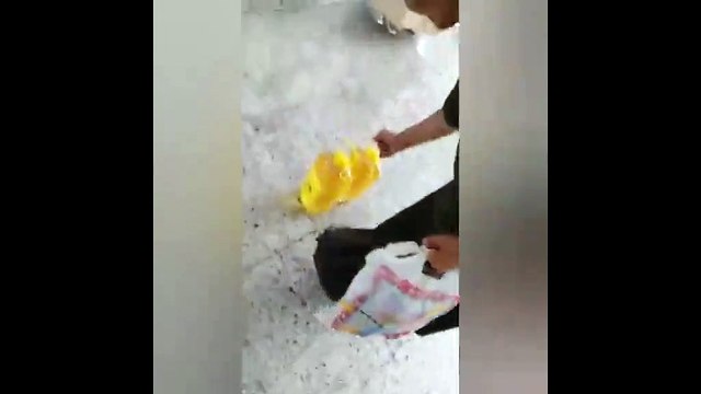 Türk Lirası, Lari karşısında değer kaybetti, Gürcüler akın akın yağ aldı!