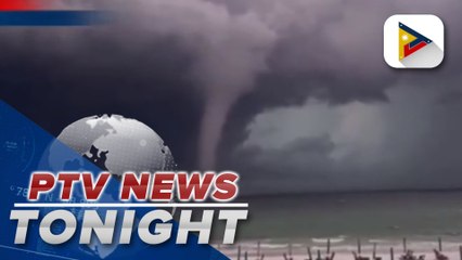 Huge waterspout formed off Destin in Florida