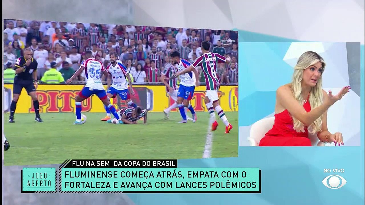 Denilson não vê erros de arbitragem contra o Fortaleza e exalta reação do Fluminense