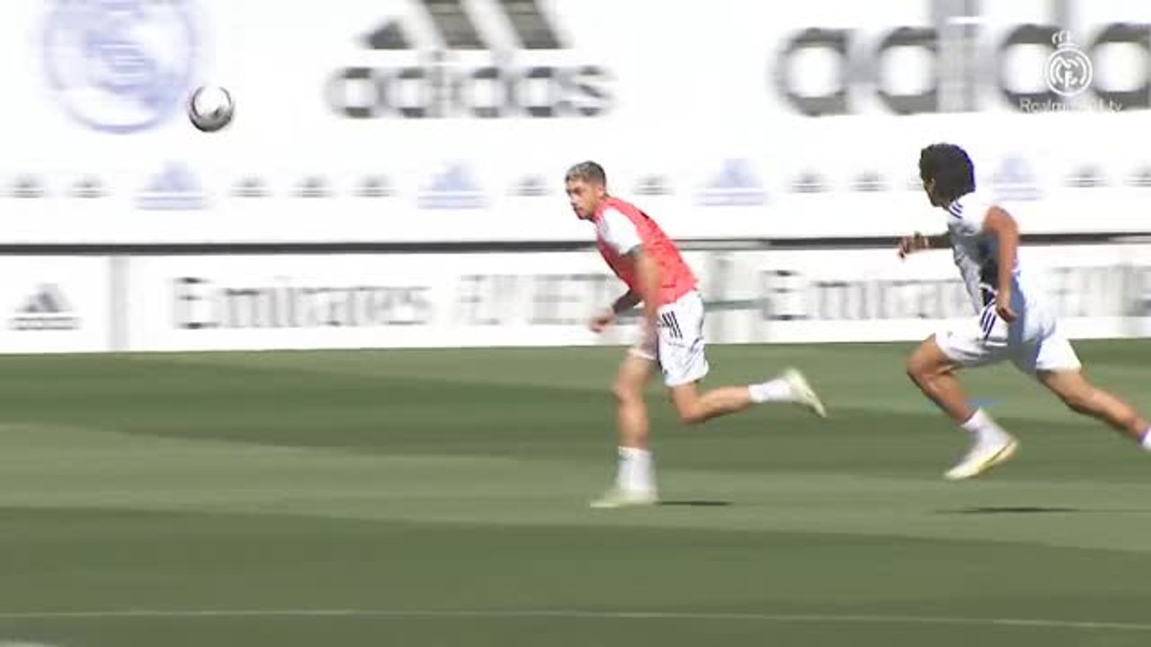 El Real Madrid continúa preparando el encuentro de Vigo
