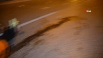 Antalya haberi... Antalya'da motosiklet kaza yapan araçlara çarptı: 1 ağır yaralı