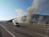 Bolu gündem: Anadolu Otoyolu'nun Bolu Dağı kesiminde tankerle tırın çarpışarak yandığı kazada sürücüler yaralandı