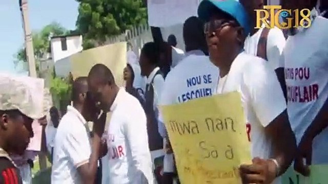 Yon gwoup pwòch ansyen minis espò Evans Lescouflair mande otorite jidisyè yo tande ansyen minis la.