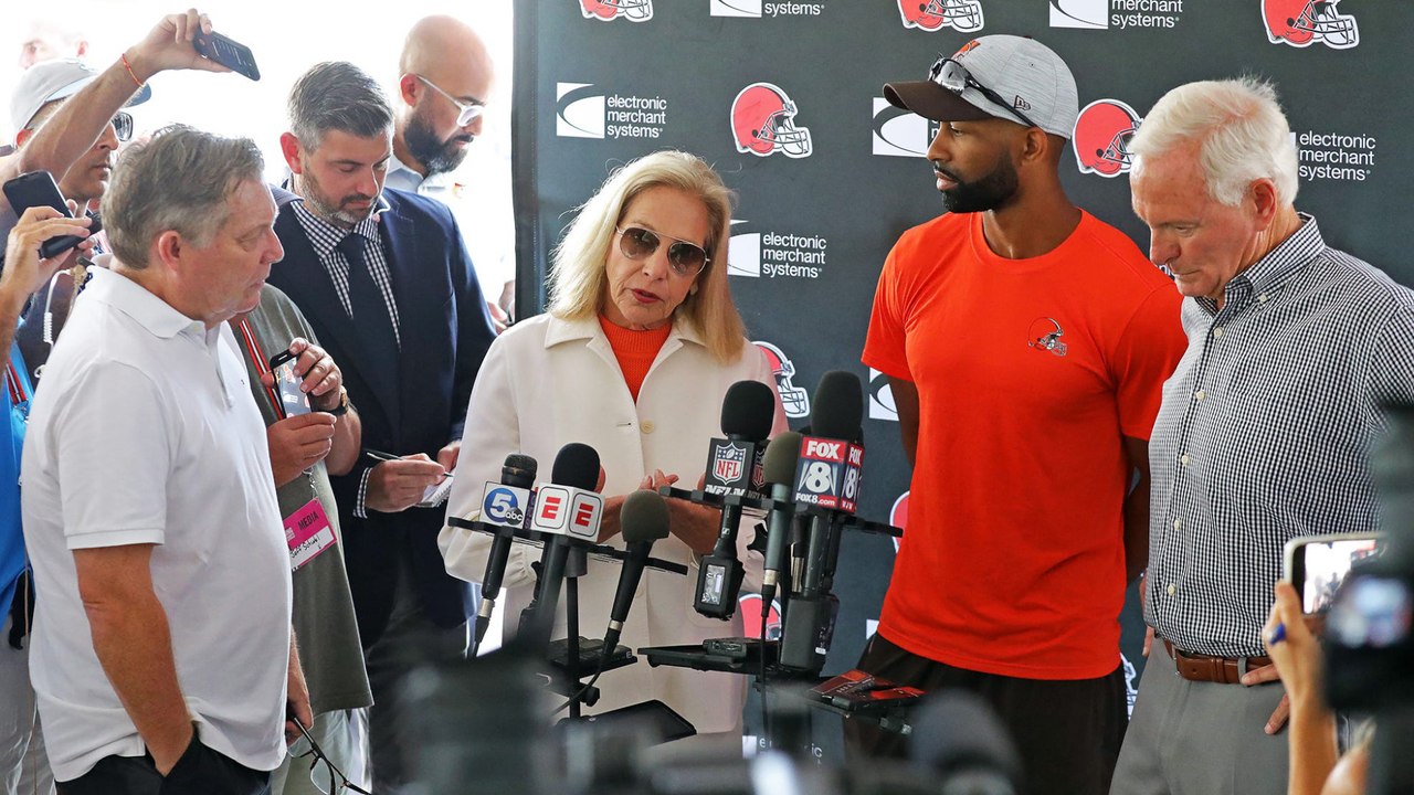 Browns Owner Jimmy Haslam Says Deshaun Watson Deserves A 2nd Chance