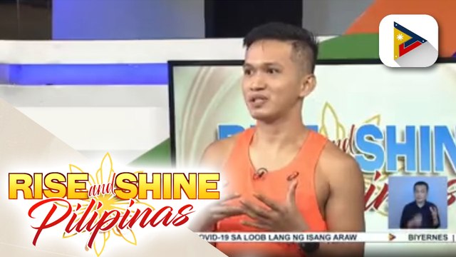 Tara at mag warm-up exercise bago tumakbo