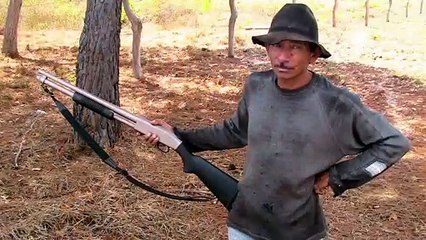 Sam Clear walks across the world - August 18, 2022 - The Standard