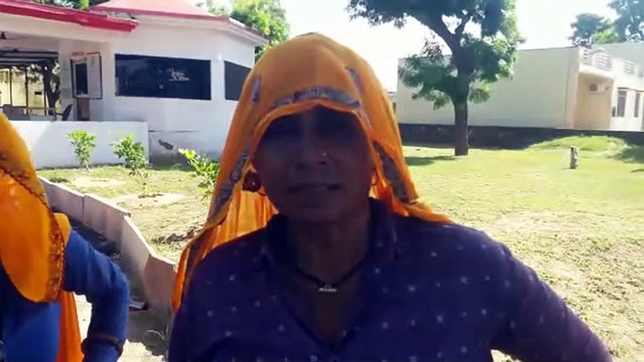 दौसा.  बाइक सवार ने महिला को लिफ्ट देकर लूटा,  नशीला पदार्थ खिलाकर दिया घटना को अंजाम