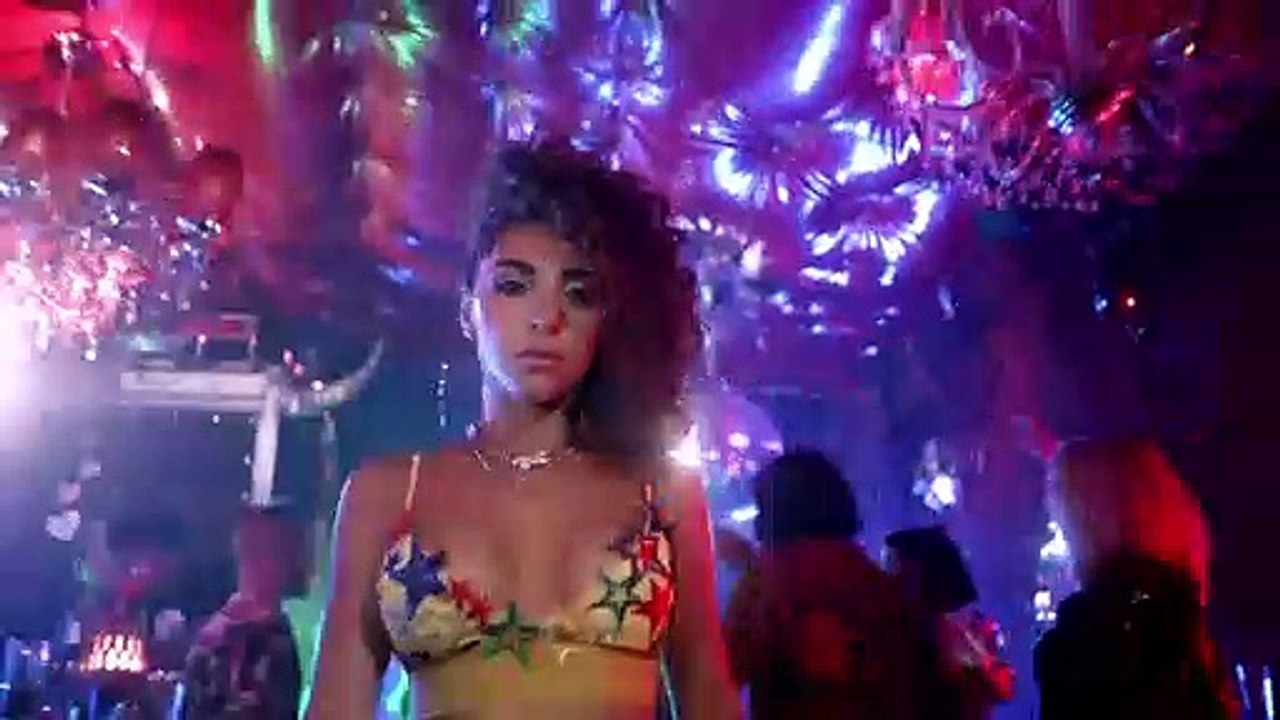 Myriam Fares - Adiha Enbisat (Official Music Video) _ ميريام فارس - قضيها انبساط
