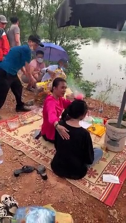 Vong nhập tìm kiếm em hải như mất tích