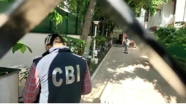 CBI raids Delhi deputy CM Manish Sisodia's residence over excise policy