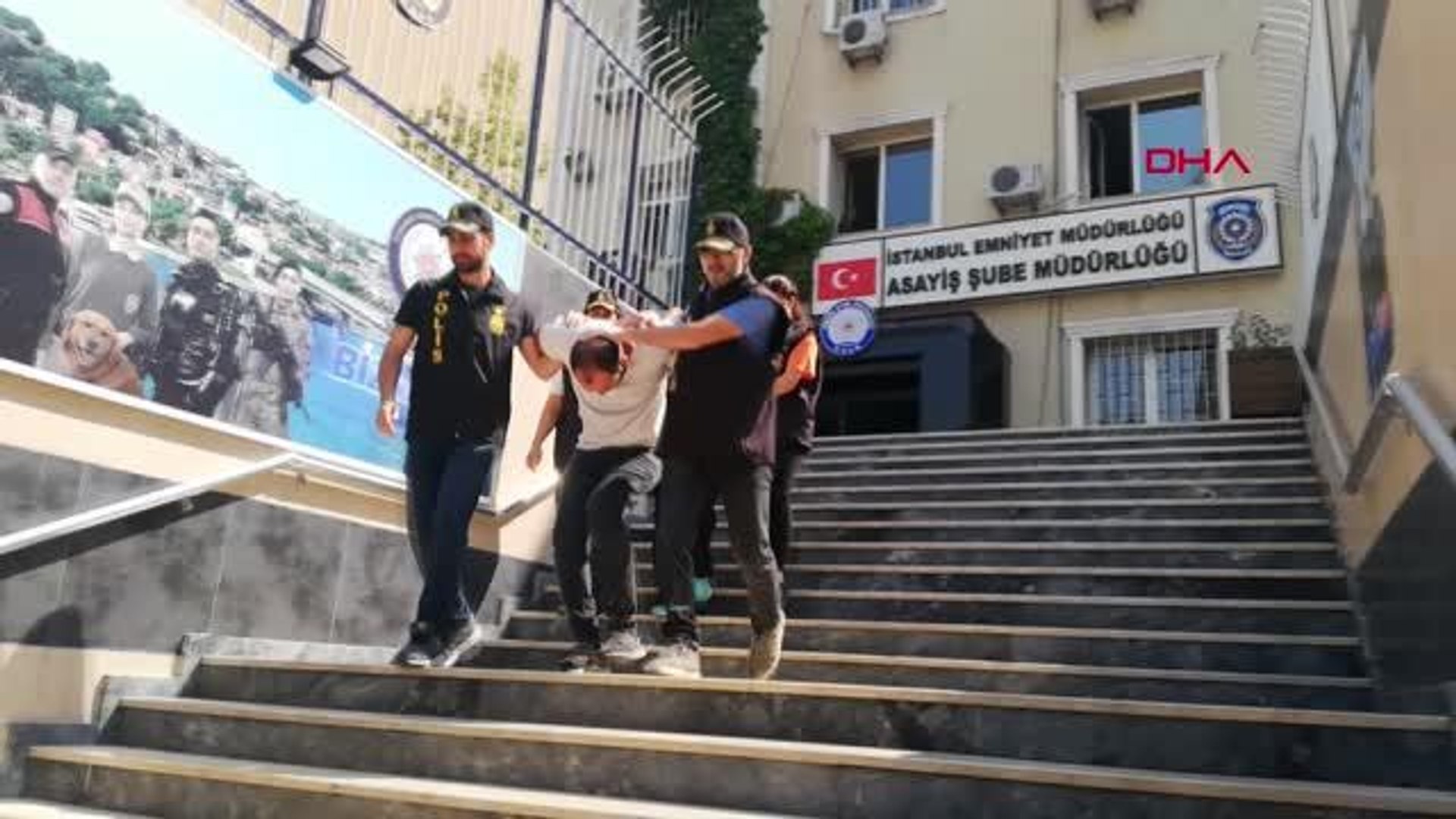 Son dakika haberleri! İSTANBUL-ÇATALCA'DA AYÇİÇEĞİ TARLASINDA BULUNAN  CESEDE 3 GÖZALTI - Dailymotion Video