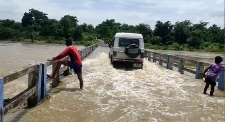 টানা বৃষ্টির জেরে জলমগ্ন শিলাবতী নদীর সেতু|OneIndiaBnegali
