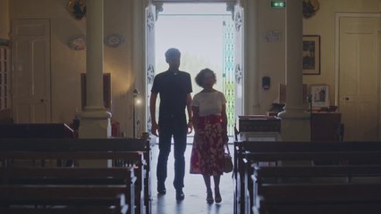 Plus Belle la Vie - Yolande surprend Mirta et le Père Luc