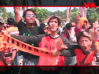 KAMPIUN SEPAKBOLA NASIONAL || Sportivitas Supporter Persija