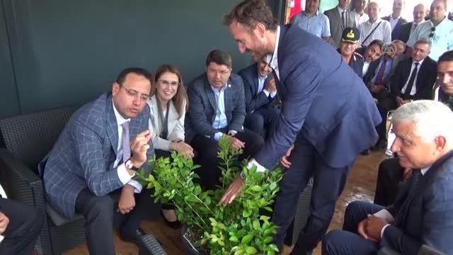 Tarım ve Orman Bakan Yardımcısı Gizligider, ziyaretlerde bulundu